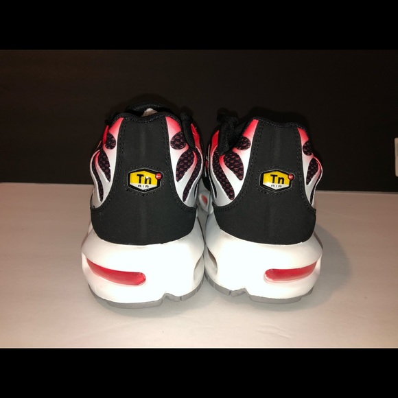 SOLD!!!Nike Air Max plus Tn Hot Lava - Picture 5 of 5